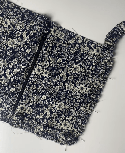 Sew a cosmetic bag easily - without pattern
