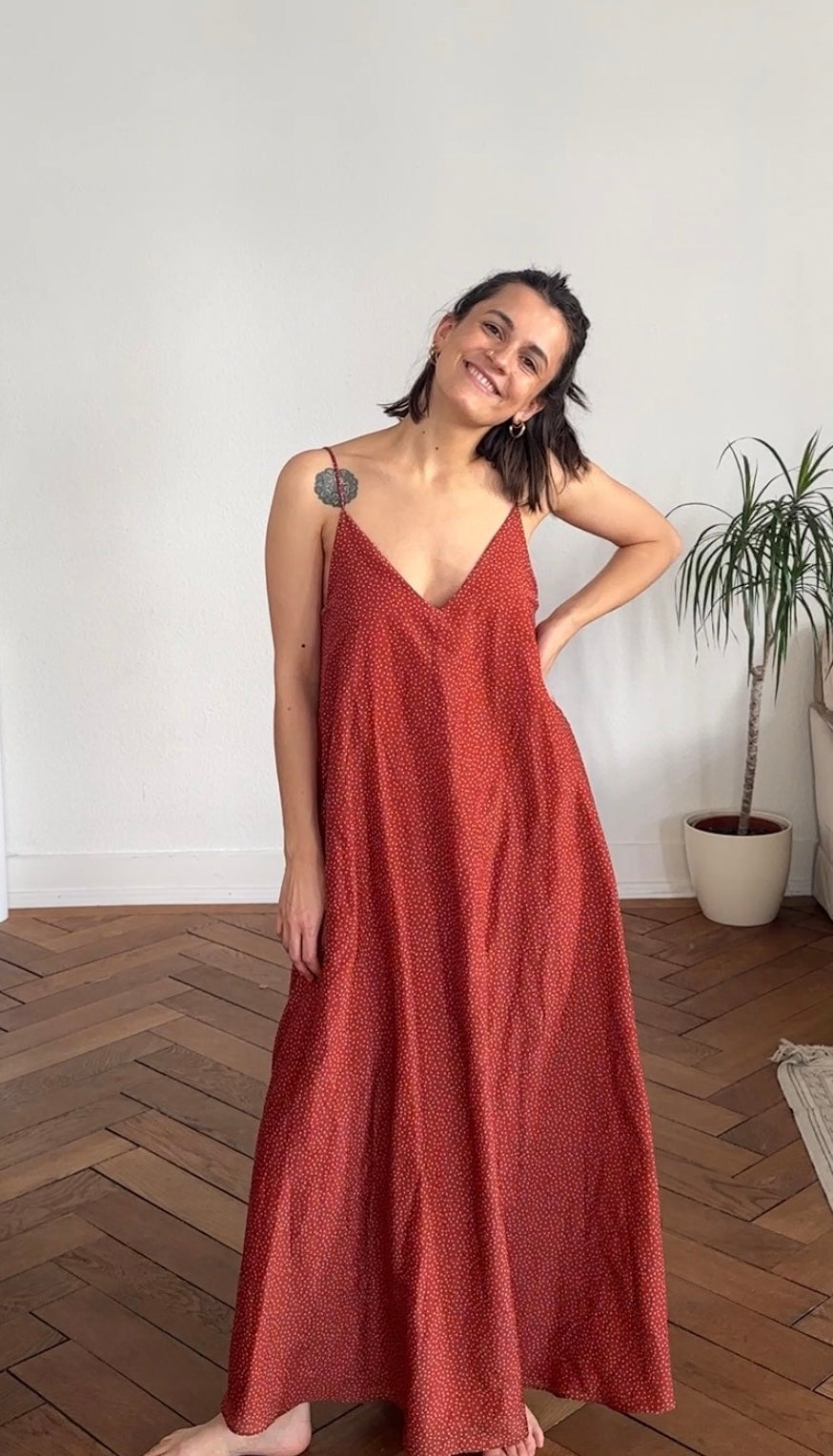 red pattern dress Leyla Size:5X DRESS Size Chart (INCH) Long Dresses Rubbish to ramp: Upcycling